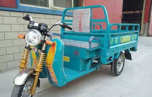 電瓶三輪車核載五人遭曝光，金寨新城區(qū)交通監(jiān)控再發(fā)力