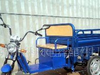 圖 八成新電動(dòng)三輪車 上海地區(qū)的高性價(jià)比出行選擇